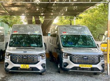 Xe Ford New Transit 18c