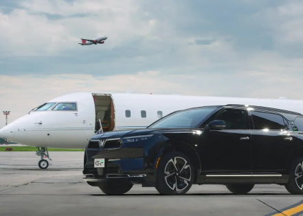 DỊCH VỤ XE ĐƯA ĐÓN SÂN BAY TÂN SƠN NHẤT 