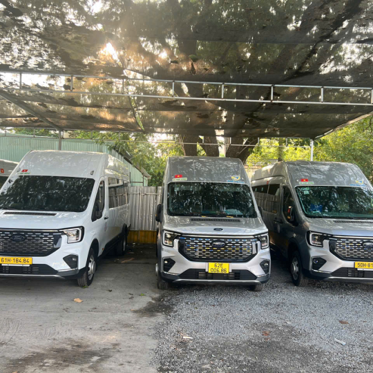 Xe Ford New Transit 18c